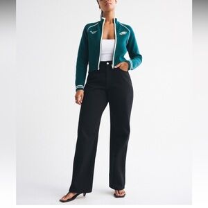 Abercrombie - High-Waist Wide-Leg Black Pants